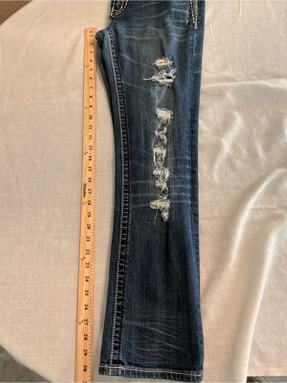 Miss Me distressed jeans with white contrast, stitching size 30 straight leg - Picture 5 of 8